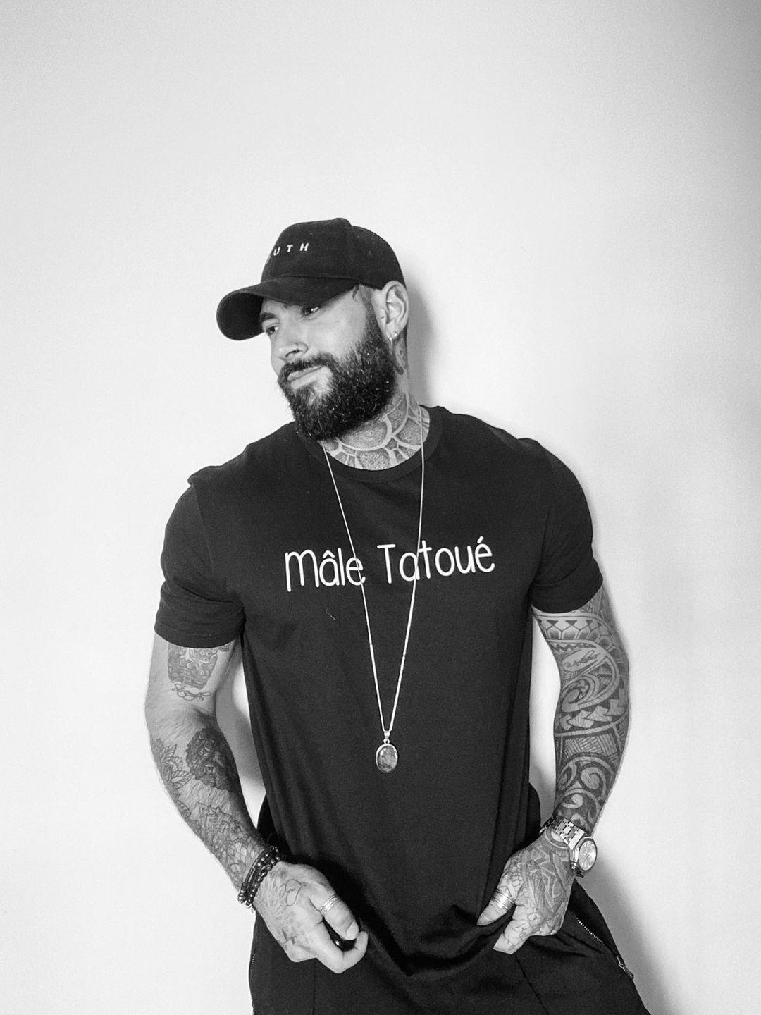 TEE-SHIRT MÂLE TATOUE