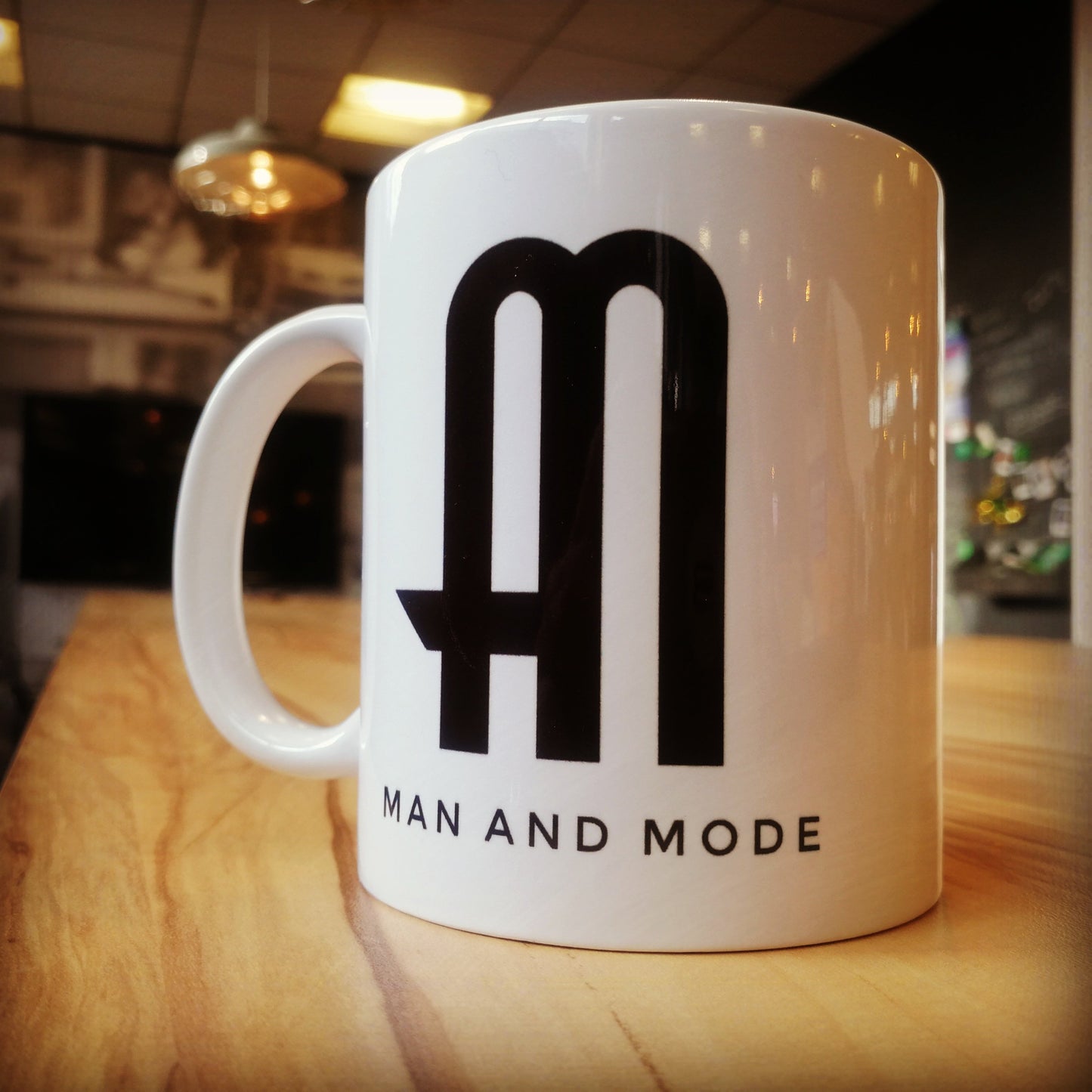 MUG MAN AND MODE